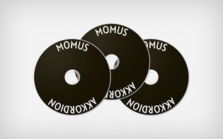 Momus: Akkordion (© Hagen Verleger, 2019)