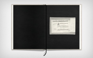 Full-scale reproduction of the found box