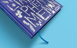 Sharvon Van Overmeiren: Something Like A Phenomenon (© Hagen Verleger, 2021)